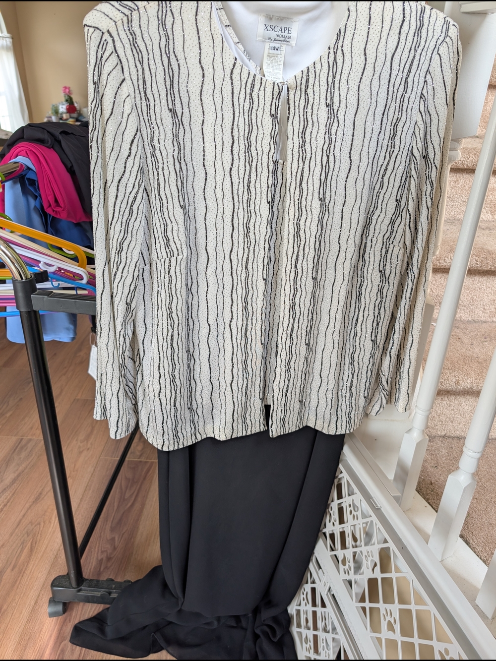 Xscape Black and White Textured Long Sleeve Jacket
